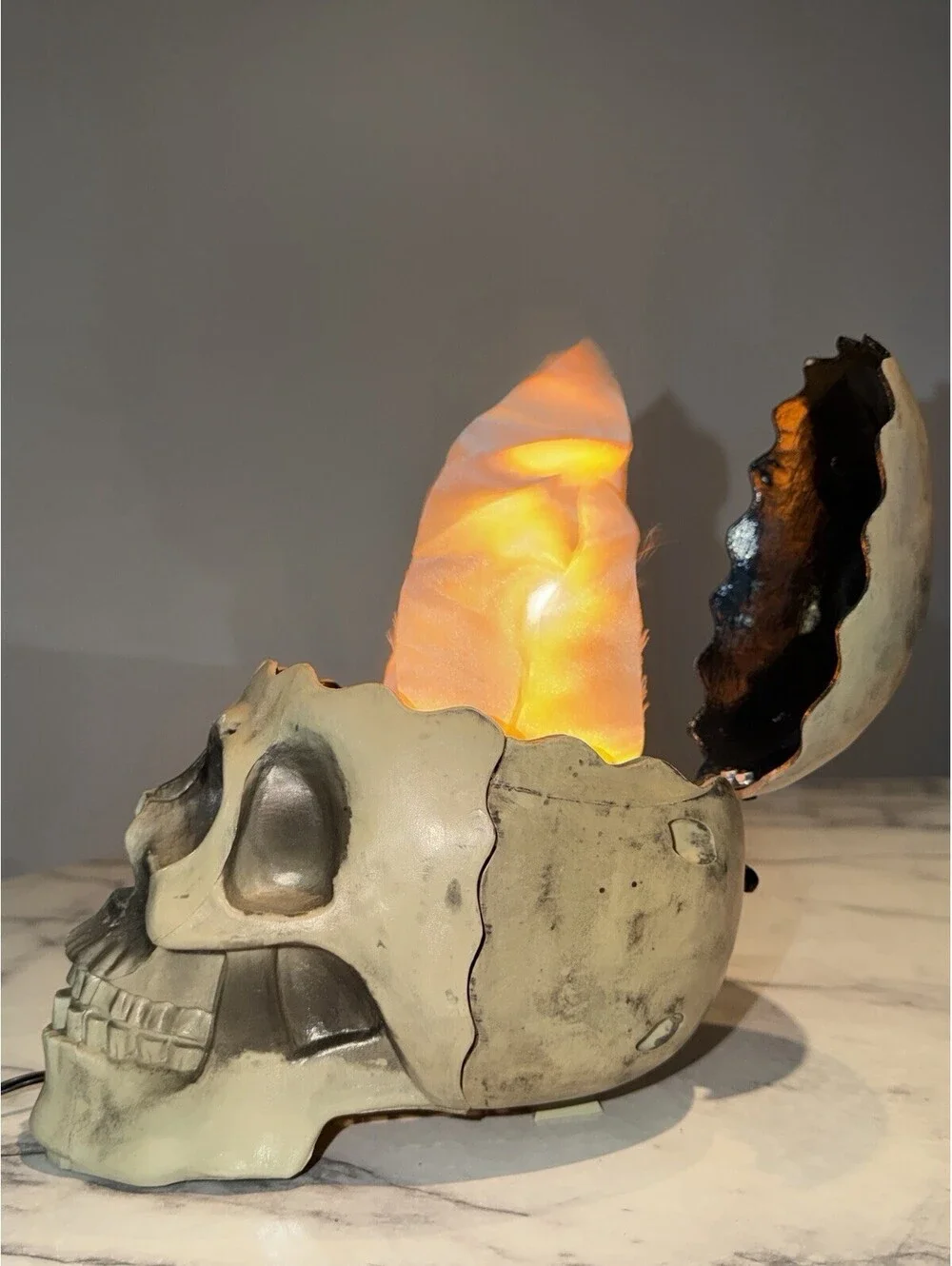 GEMMY Halloween Flaming Skull Electric Light Up Motion Vintage Boxed Prop